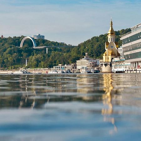 Real Home Apartmens - Podil Promenade Kiev Eksteriør billede