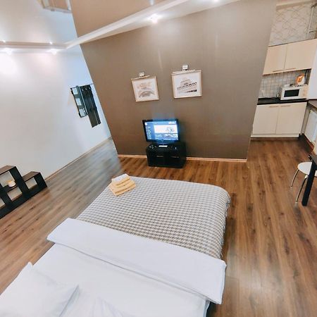 Real Home Apartmens - Podil Promenade Kiev Eksteriør billede