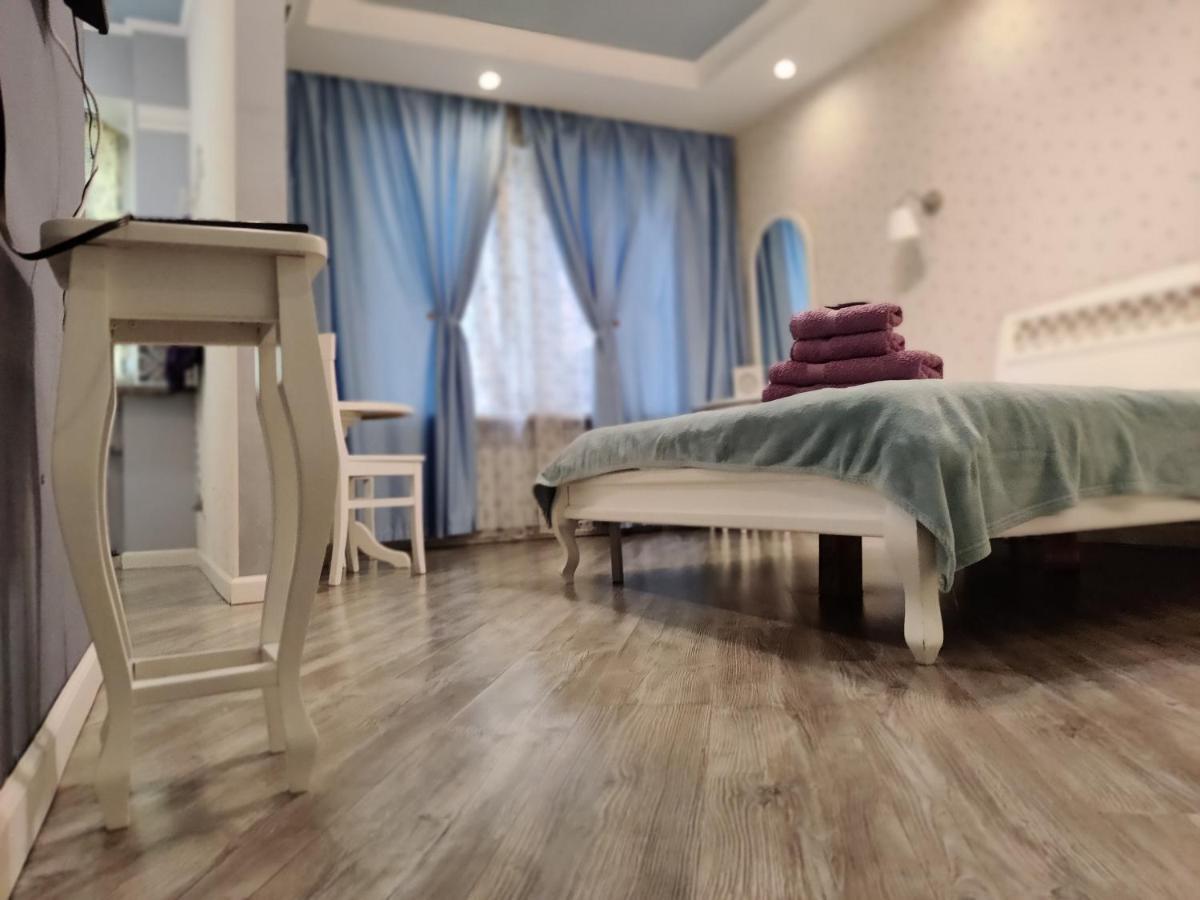 Real Home Apartmens - Podil Promenade Kiev Eksteriør billede