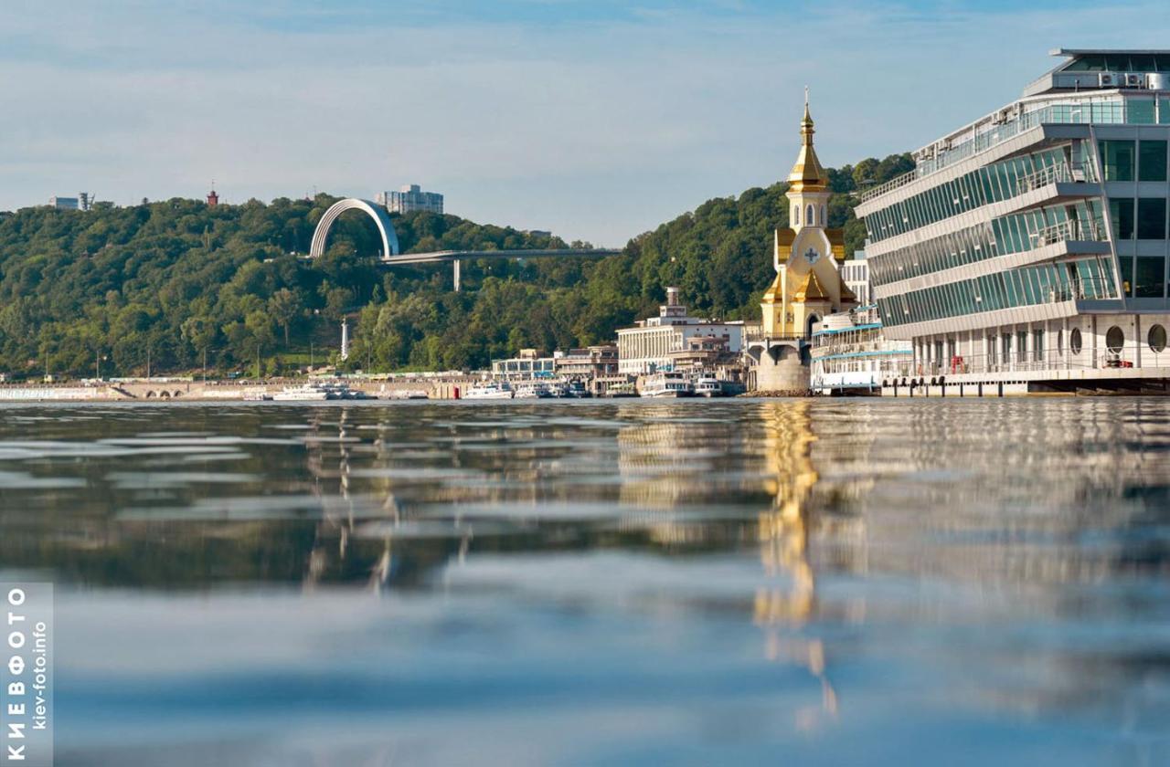 Real Home Apartmens - Podil Promenade Kiev Eksteriør billede