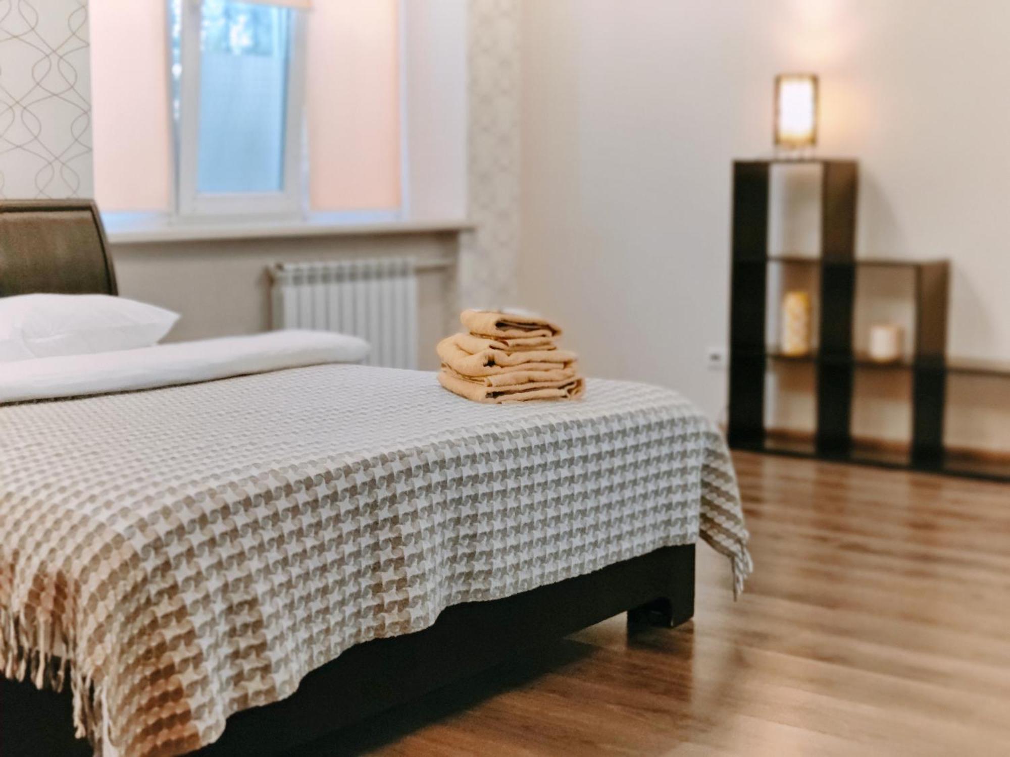 Real Home Apartmens - Podil Promenade Kiev Eksteriør billede