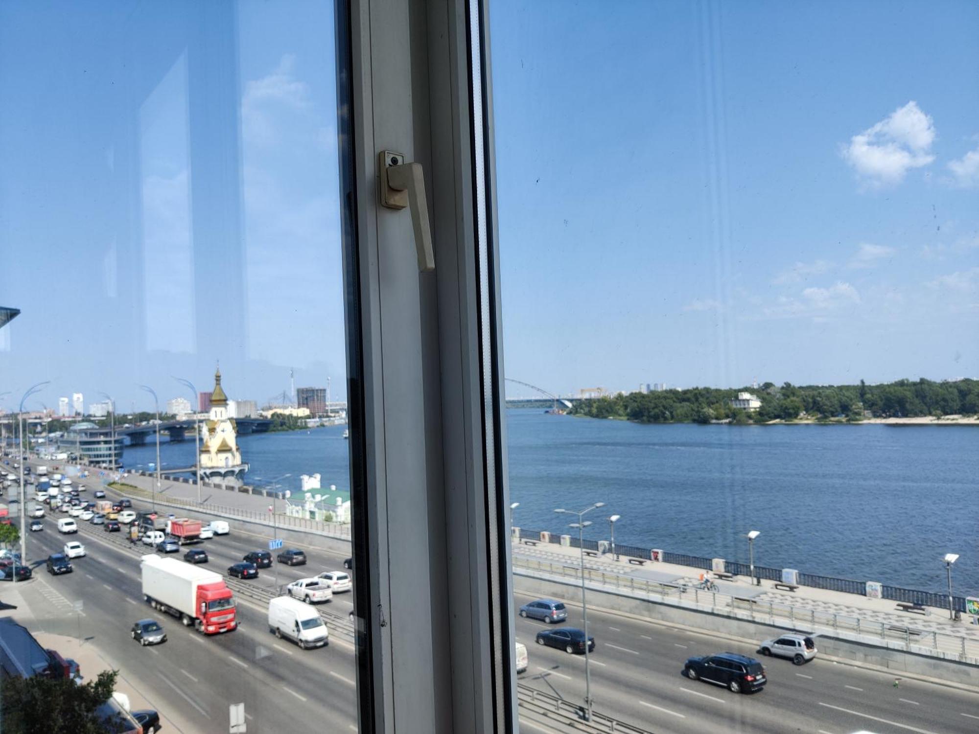 Real Home Apartmens - Podil Promenade Kiev Værelse billede