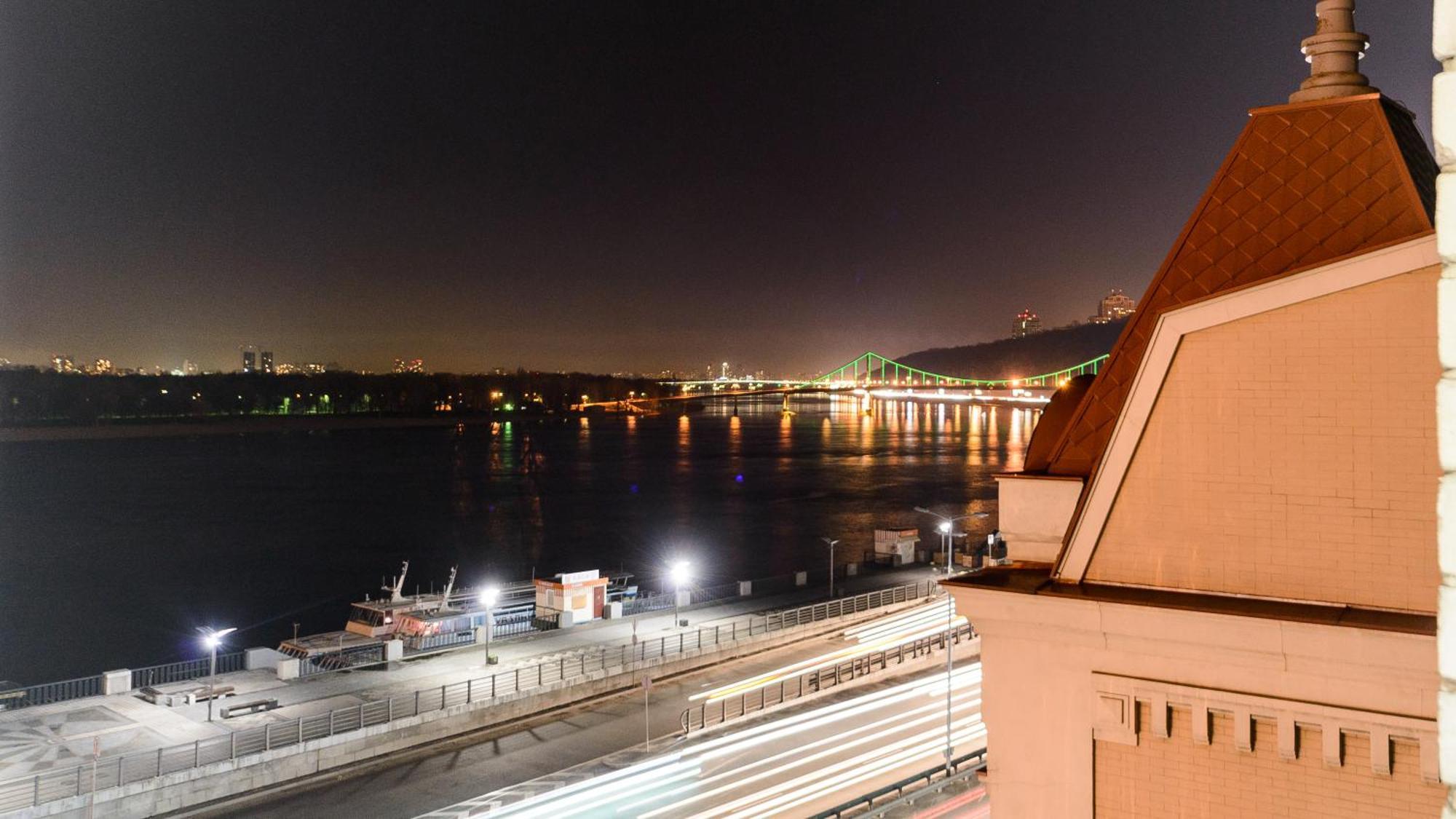 Real Home Apartmens - Podil Promenade Kiev Eksteriør billede